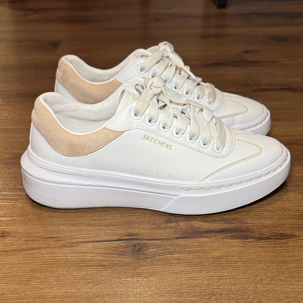Women's SKECHERS Cordova Classic - Best Behavior sneakers. White/Blush Sz 8.5